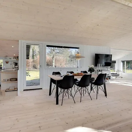 Feriehus Awesome In With Kitchen