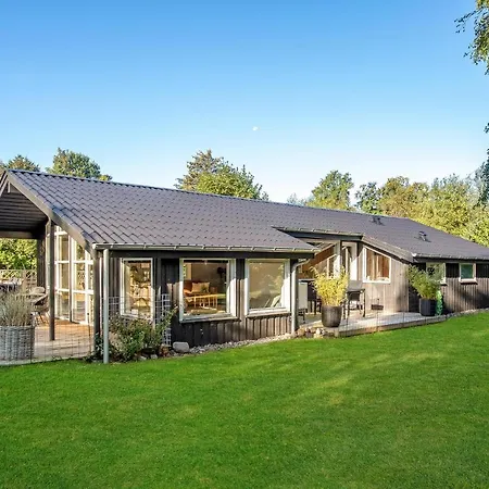 Awesome In With Kitchen Feriehus *